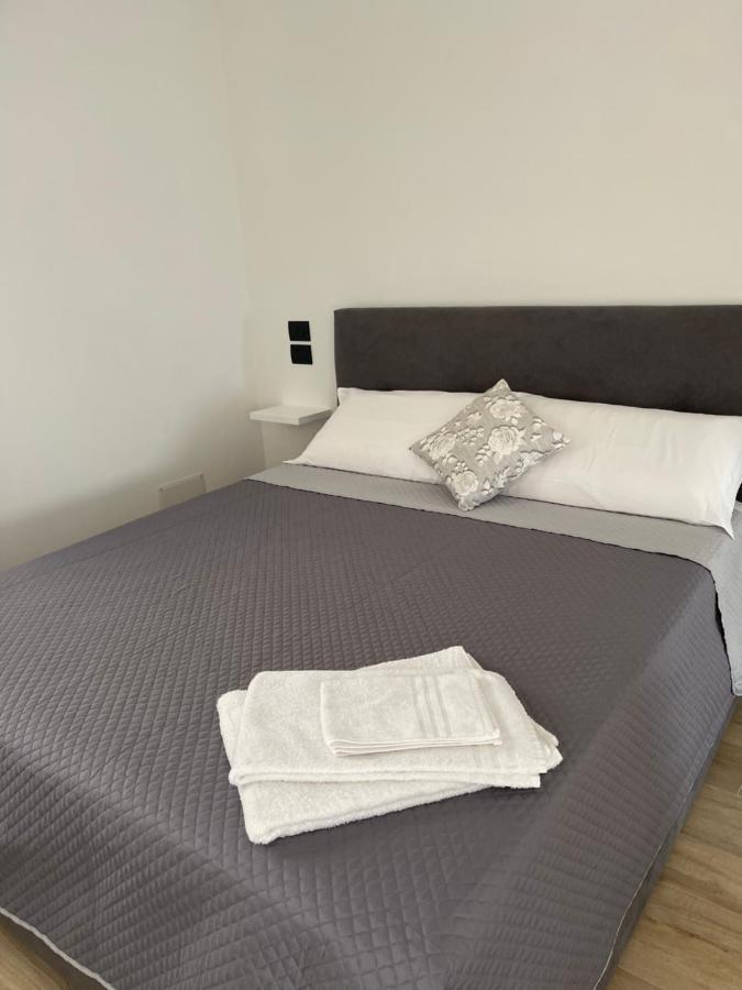 Le Chic Rooms Neapel Exteriör bild